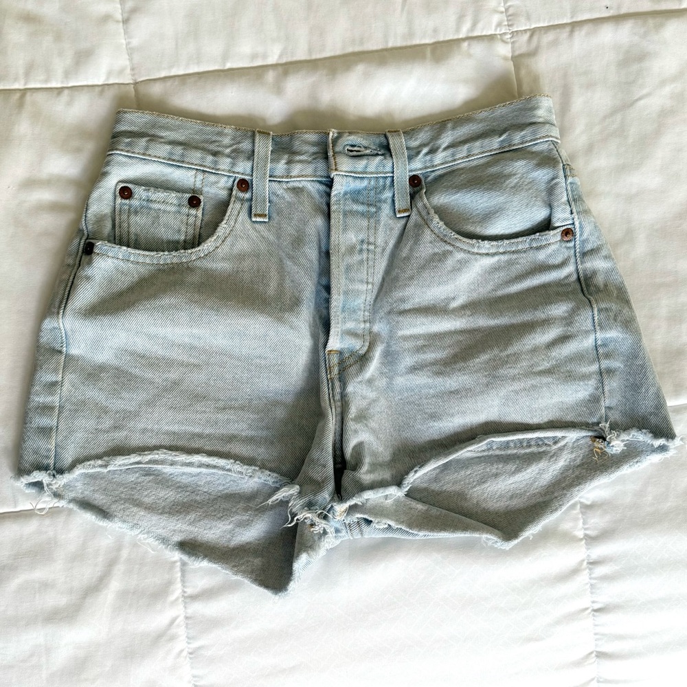 Levi’s 501 shorts